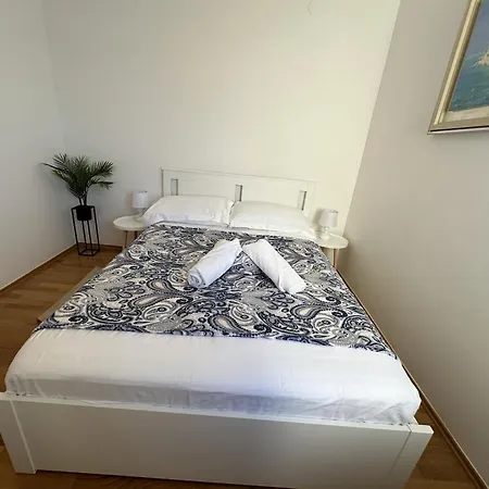 Pool Galeb Apartament *