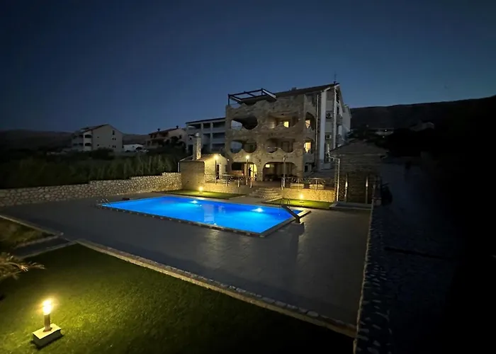 Pool Galeb דירה פג