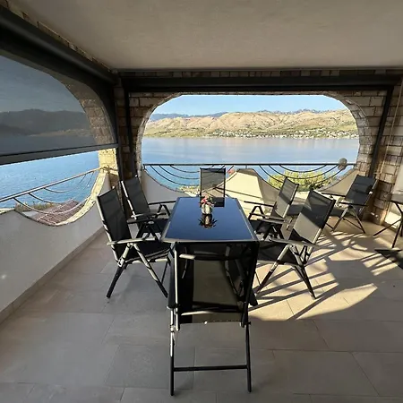 Apartamento Pool Galeb Pag Town