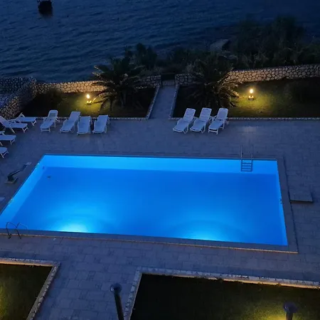 Pool Galeb