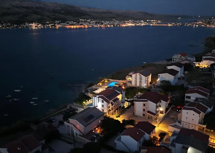 Pool Galeb * Pag Town