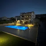 Pool Galeb Apartman Pag Town