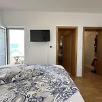 Pool Galeb Apartman *