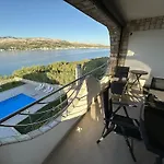 Pool Galeb *