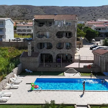 Apartment Pool Galeb